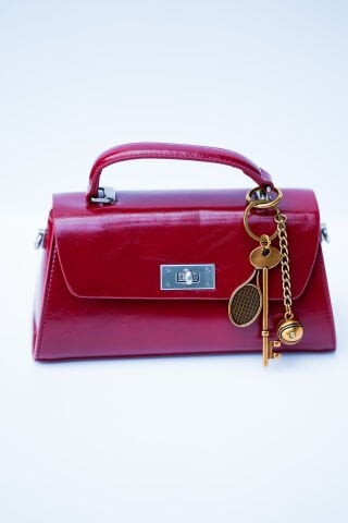 BORDO CHARM AKSESUARLI ÇANTA
