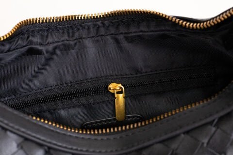 SİYAH GOLD DETAYLI ÖRGÜ DESEN KADIN ÇANTA