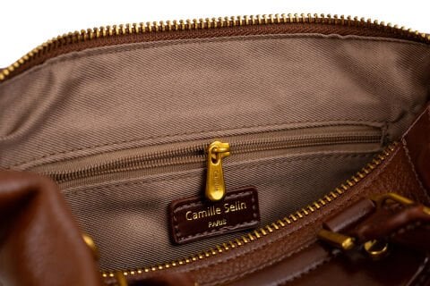 GOLD ZİNCİR-İNCİ DETAYLI KAHVE KADIN ÇANTA