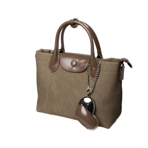 ASİL HAKİ CHARMLI KADIN ÇANTA